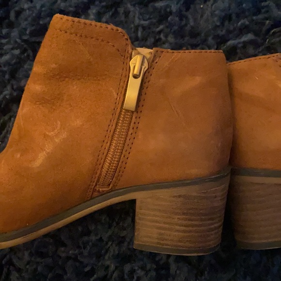 Booties - Picture 3 of 4